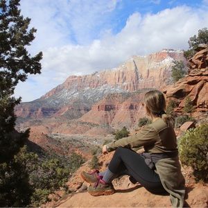 Meet your Posher, Danae